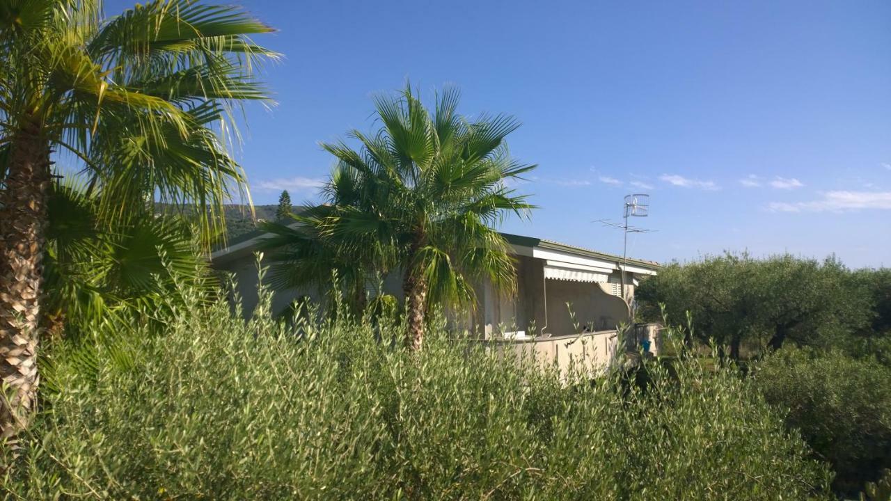 La Scogliera Del Capo Villa Santa Maria  Kültér fotó