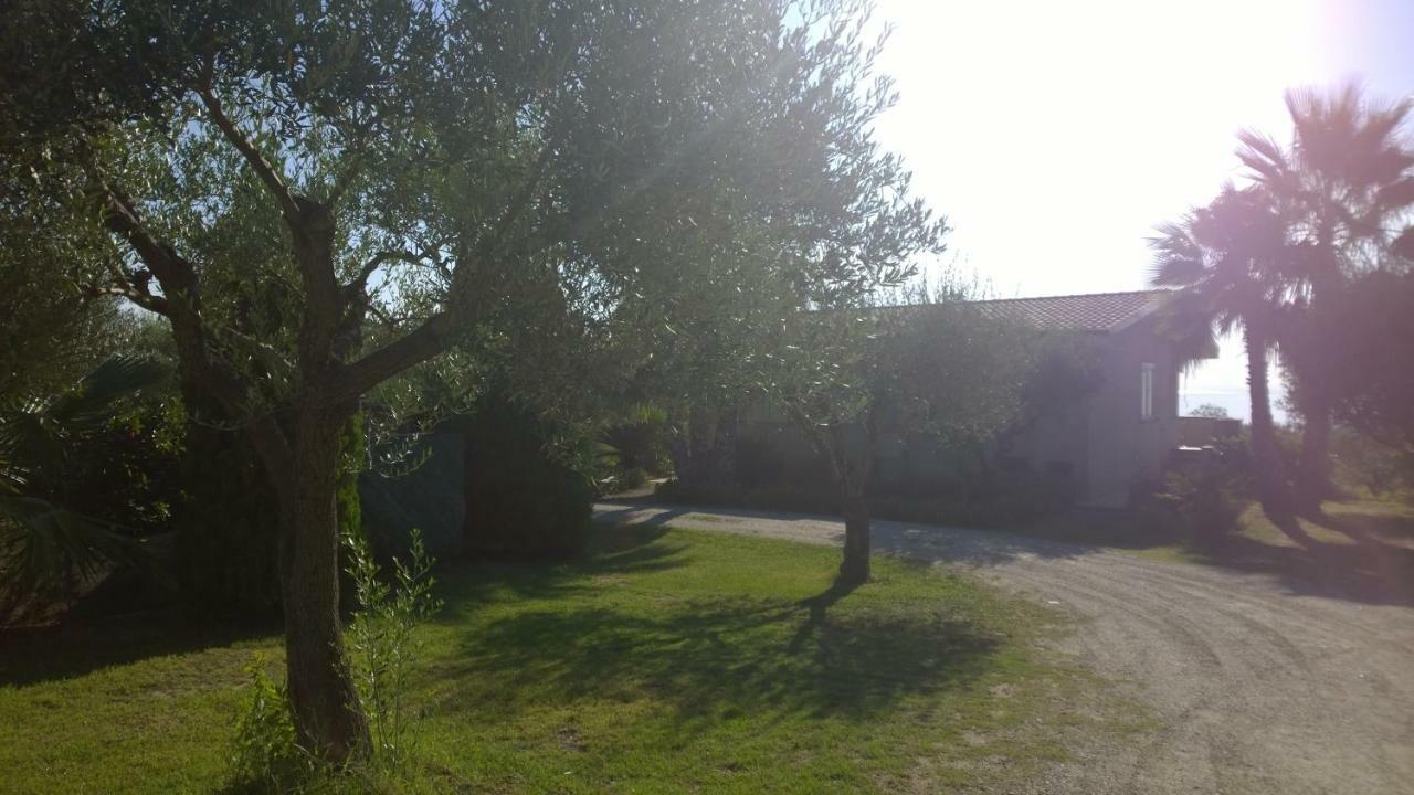 La Scogliera Del Capo Villa Santa Maria  Kültér fotó