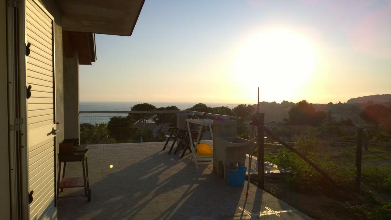 La Scogliera Del Capo Villa Santa Maria  Kültér fotó
